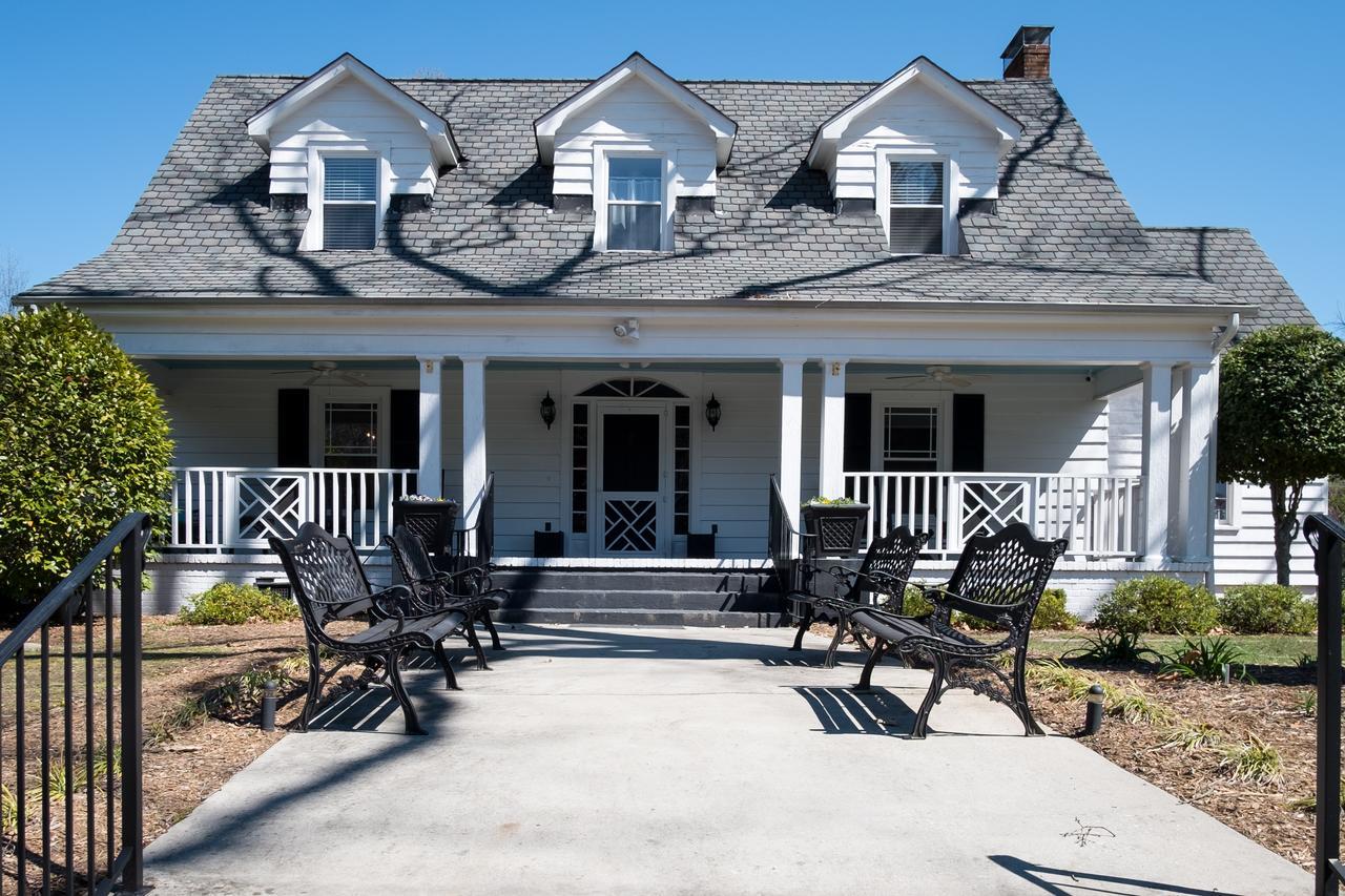 Swamp Rabbit Inn Travelers Rest Exterior photo